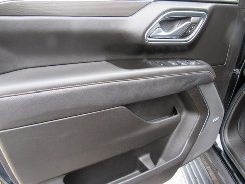 Used 2021 GMC Yukon XL AT4 w/ AT4 Premium Package image 15