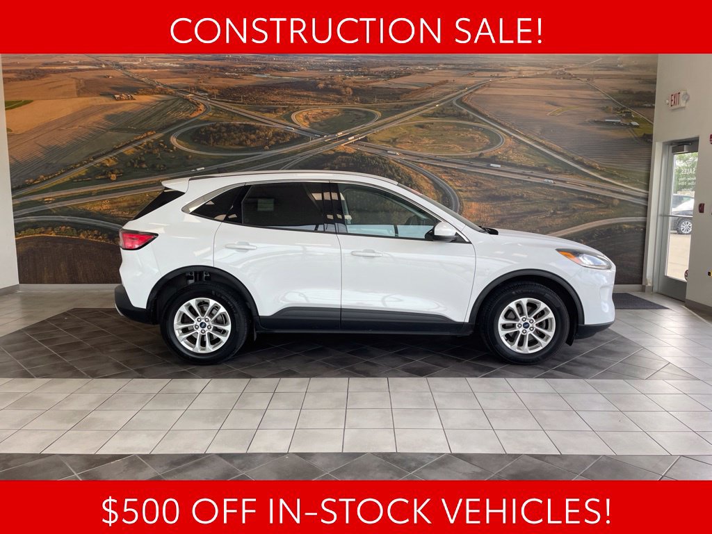 Used 2021 Ford Escape SE w/ Cold Weather Package AWD/4WD image 4