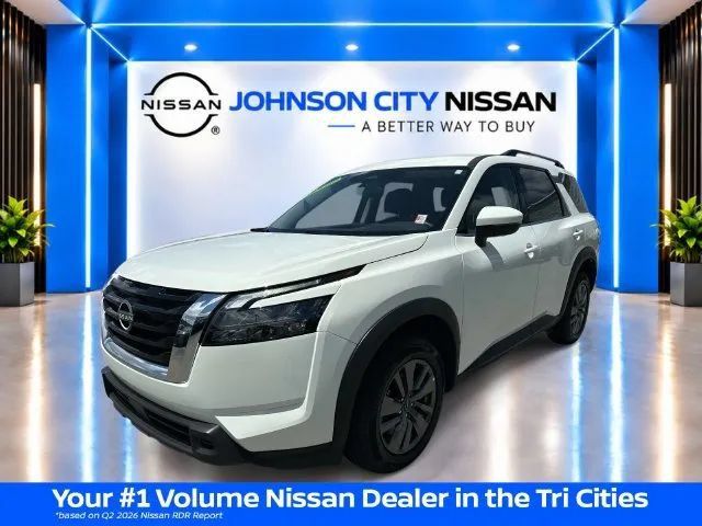 Certified 2025 Nissan Pathfinder SV AWD/4WD image 8