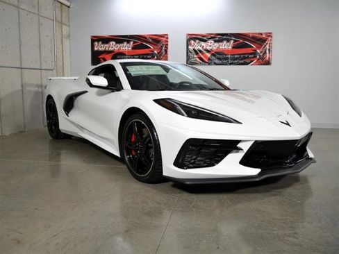 New 2025 Chevrolet Corvette Stingray Coupe w/ Z51 Performance Package image 2