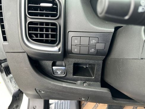 New 2025 RAM ProMaster 2500 w/ Quick Order Package 22G SLT image 18