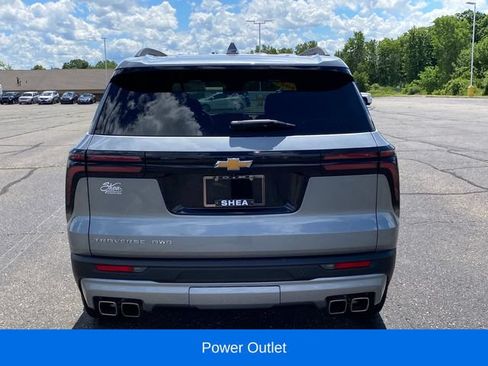 Certified 2025 Chevrolet Traverse LT w/ Driver Confidence Package AWD/4WD image 4