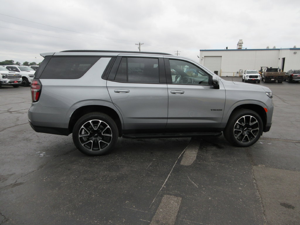 Certified 2024 Chevrolet Tahoe RST w/ Luxury Package AWD/4WD image 4