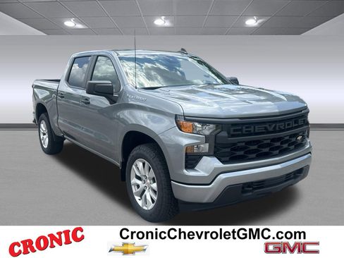 New 2026 Chevrolet Silverado 1500 Custom AWD/4WD image 1