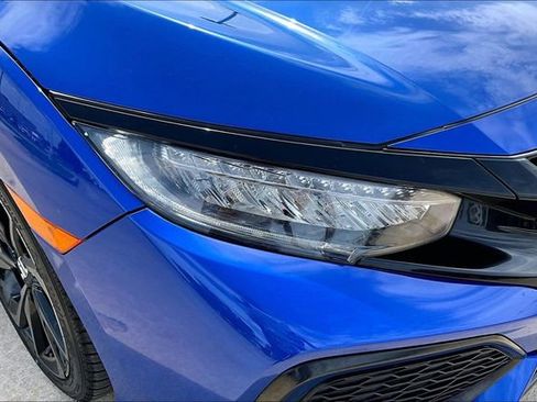 Used 2018 Honda Civic Sport Touring image 32