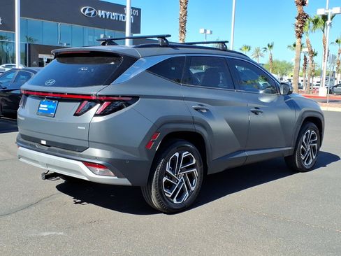 Certified 2025 Hyundai Tucson Limited AWD/4WD image 5