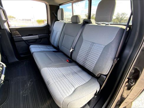 Used 2023 Ford F150 XLT image 19