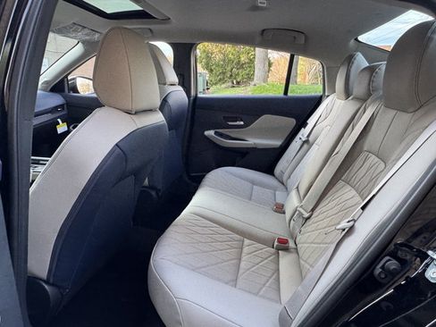 New 2026 Nissan Sentra SL w/ Floor Mat Package FWD image 29