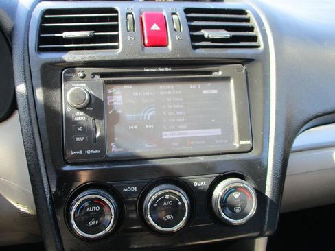 Used 2014 Subaru Forester 2.5i Touring w/ Popular Package #2 AWD/4WD image 15