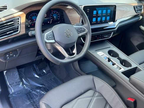 New 2026 Volkswagen Atlas SE AWD/4WD image 14