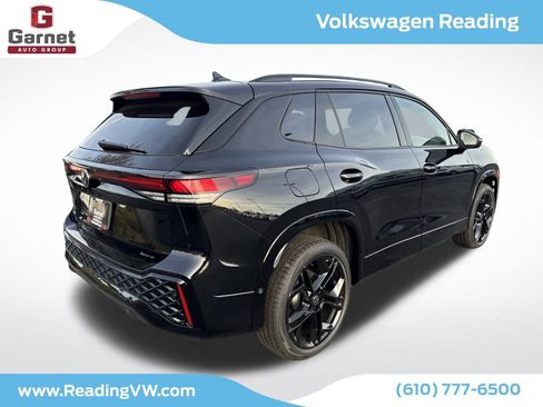 New 2026 Volkswagen Tiguan SE R-Line image 5