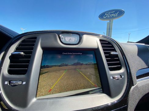 Used 2023 Chrysler 300 S RWD image 36