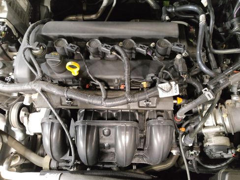 Used 2018 Ford Fusion SE image 30