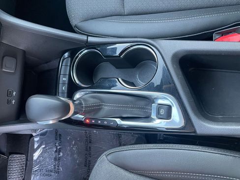 Used 2025 Buick Encore GX Preferred image 35