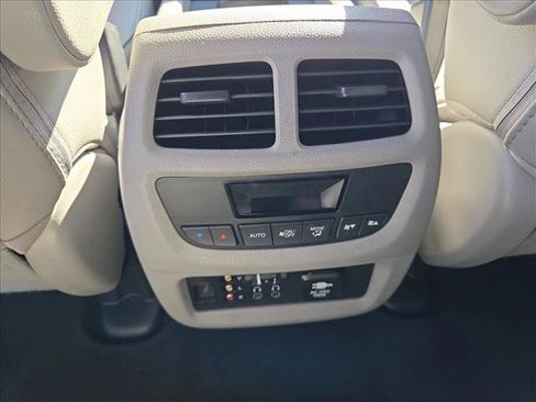 Used 2017 Honda Pilot EX-L image 18