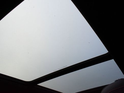 Certified 2024 Chevrolet Traverse RS image 15