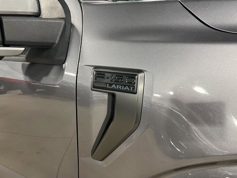 Used 2022 Ford F150 Lariat AWD/4WD image 39