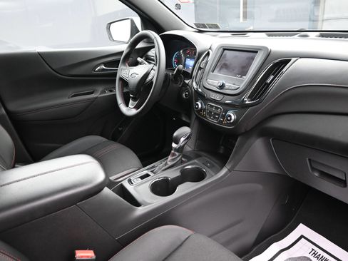 Used 2023 Chevrolet Equinox RS FWD image 29
