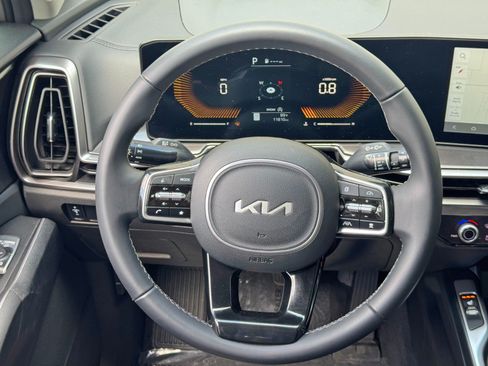 Used 2025 Kia Sorento S w/ Panoramic Sunroof Package AWD/4WD image 19