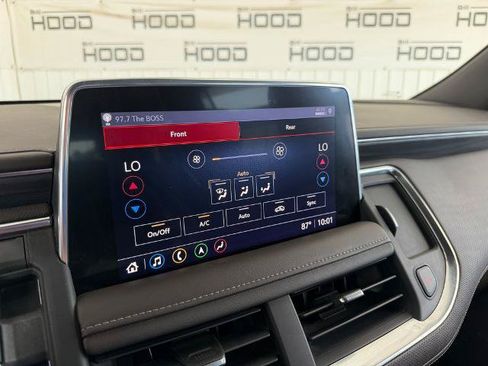 Used 2021 GMC Yukon XL SLT w/ SLT Premium Package RWD image 3