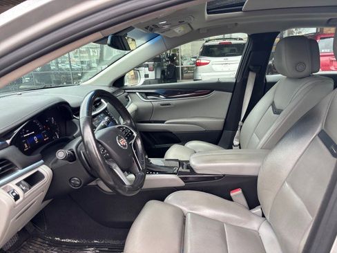 Used 2014 Cadillac XTS Luxury w/ Driver Awareness Package image 10