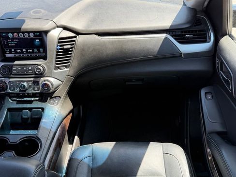Used 2019 Chevrolet Suburban LT AWD/4WD image 11