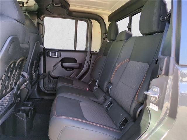 Used 2022 Jeep Gladiator Mojave w/ Trailer Tow Package AWD/4WD image 19