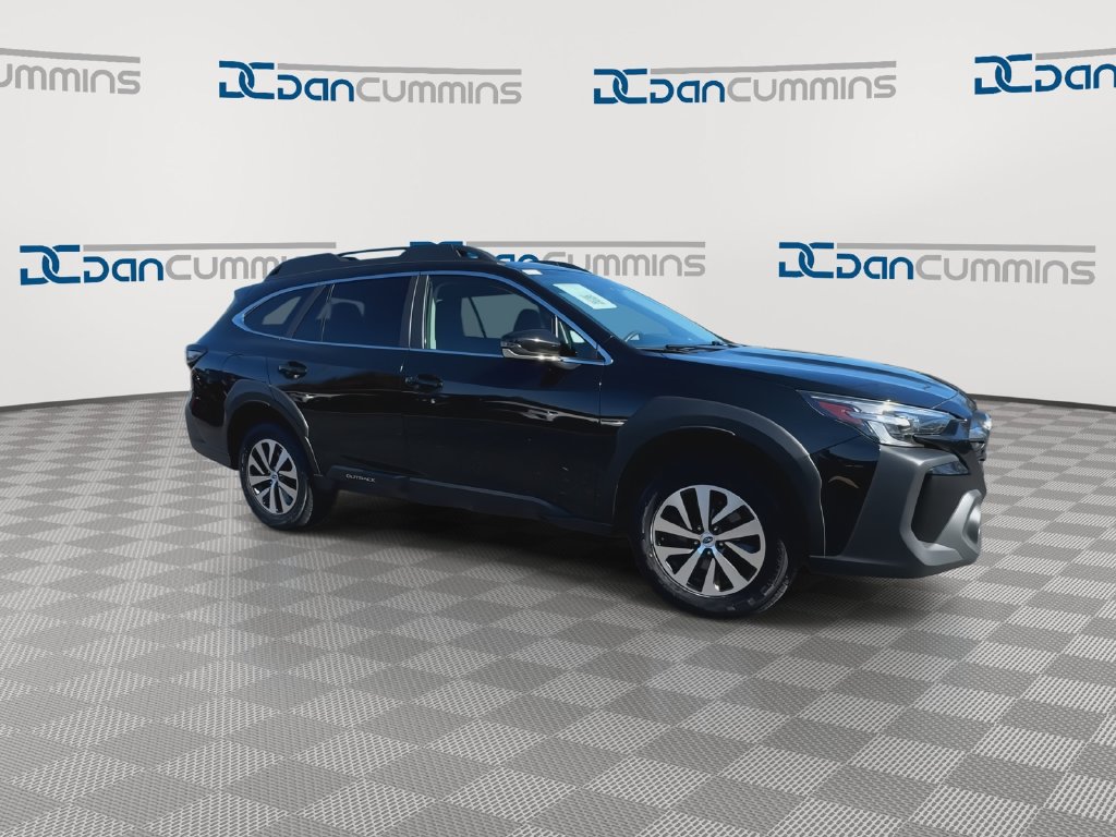 Used 2024 Subaru Outback Premium AWD/4WD image 2