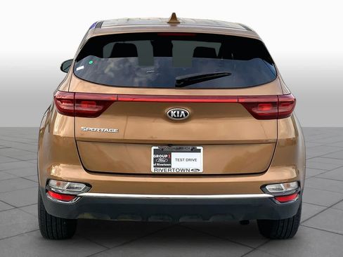 Used 2020 Kia Sportage LX w/ LX Popular Package FWD image 5