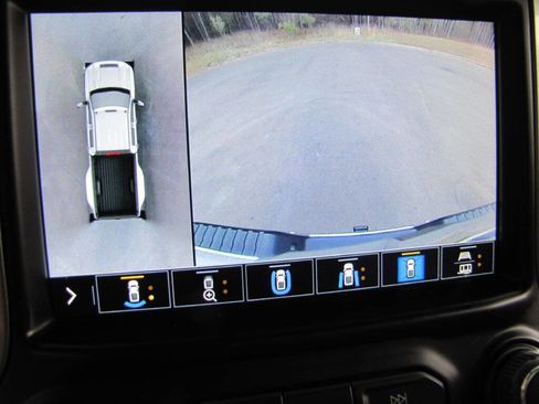 Used 2022 Chevrolet Silverado 3500 LTZ w/ LTZ Convenience Package image 48