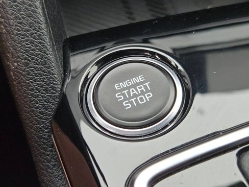 Used 2024 Kia Sportage EX AWD/4WD image 29
