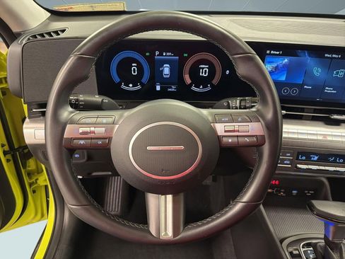 Used 2025 Hyundai Kona SEL FWD image 16