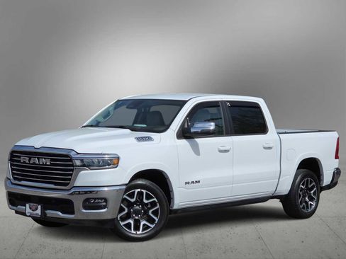 Used 2025 RAM 1500 Laramie w/ Advanced Safety Group II AWD/4WD image 1