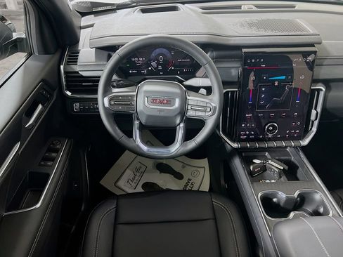New 2026 GMC Acadia Elevation w/ Elevation Premium Package AWD/4WD image 18