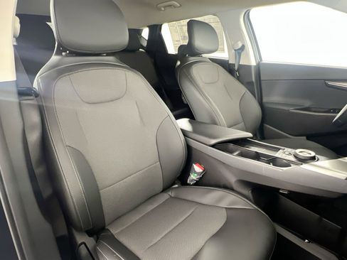 New 2025 Kia EV6 Light image 32