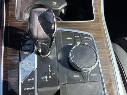 Used 2019 BMW X5 xDrive40i w/ Premium Package 2 image 18