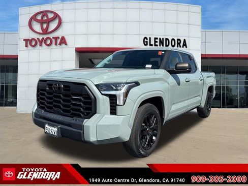 Used 2024 Toyota Tundra SR5 w/ TRD Sport Package AWD/4WD image 4