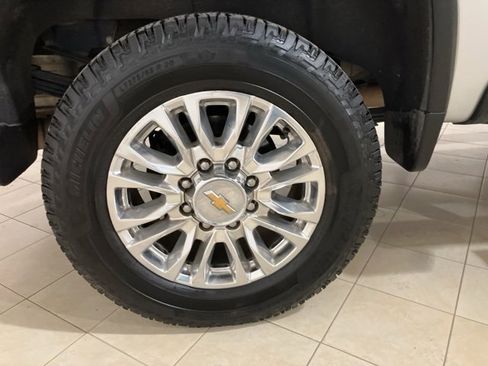 Used 2023 Chevrolet Silverado 3500 High Country w/ Z71 Off-Road Package image 29