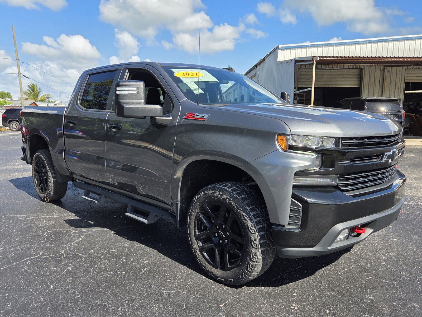 Used 2021 Chevrolet Silverado 1500 LT Trail Boss w/ Convenience Package II AWD/4WD image 7
