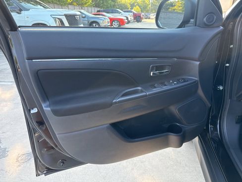 New 2025 Mitsubishi Outlander Sport LE image 5