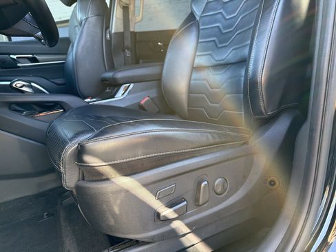 Used 2021 Kia Telluride SX w/ SX Prestige Package image 8