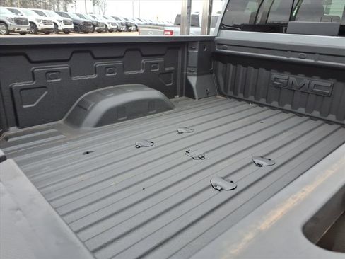 Used 2025 GMC Sierra 2500 Denali Ultimate image 16