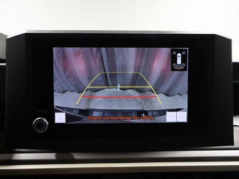 Used 2024 Toyota Tacoma TRD Off-Road image 27