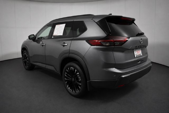 Certified 2026 Nissan Rogue Dark Armor AWD/4WD image 6