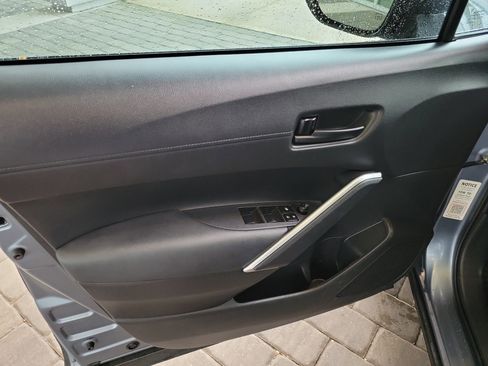 Certified 2024 Toyota Corolla Cross SE image 10