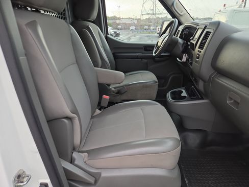 Used 2020 Nissan NV 1500 S image 11