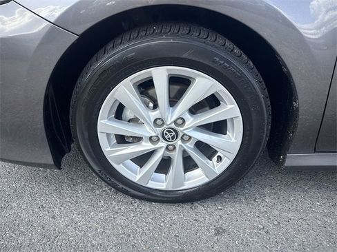 Used 2024 Toyota Camry LE image 10