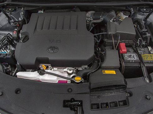 Used 2014 Toyota Avalon Limited FWD image 13