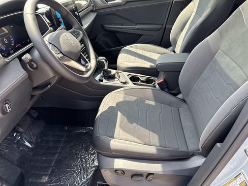 New 2026 Volkswagen Taos SE AWD/4WD image 14
