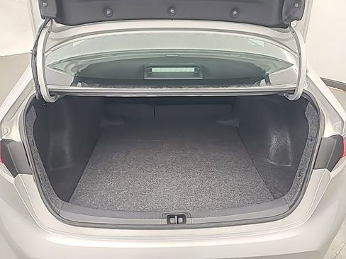 Used 2025 Toyota Corolla LE FWD image 17